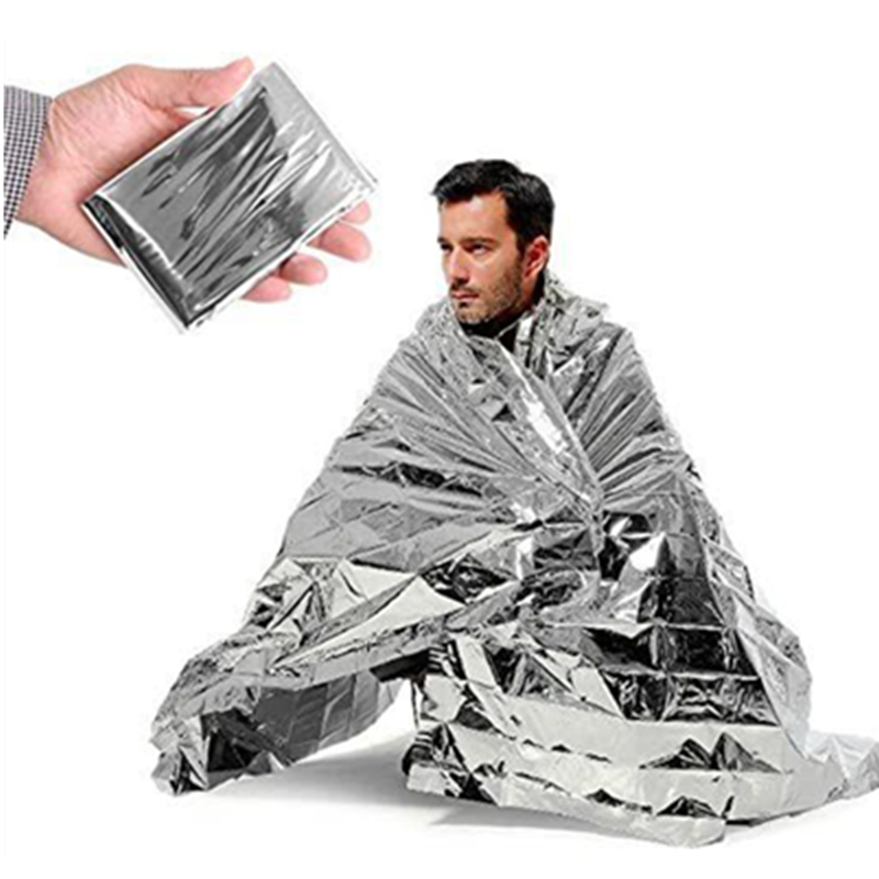 Selimut darurat Mylar luar rua - First Aid Bag Kit ulasan dan harga